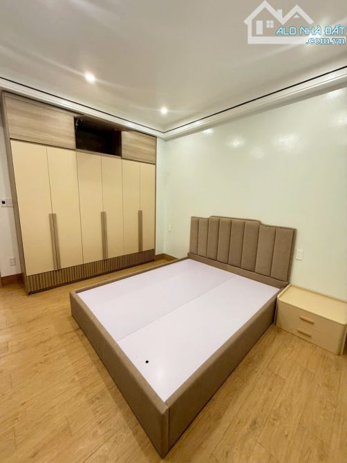 Lê Lợi - Nguyễn Hữu Tuệ - 4 Tỷ 350 - 4 Tầng - 51m2 - 4