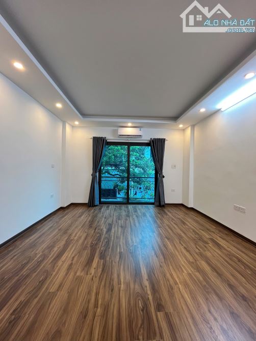 Bán gấp!! Siêu phẩm  4 tầng Phụng Châu, Chương Mỹ- ô tô đỗ cửa - 4