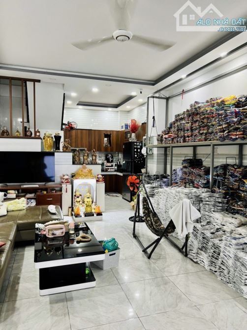 NGUYỄN MINH CHÂU TÂN PHÚ - DT: 5X13M - 4 TÂNG - NHỈNH 8 TỶ - 4