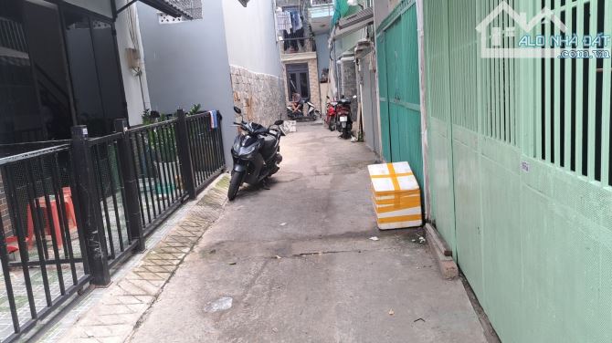 BÁN NHÀ MUA 1 được 2 -56M2 2 tầng ngay bệnh viện Hồng Đức p10 gv - 4