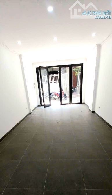 Ngọc Hồi - Hoàng Mai DT40m2×5 tầng giá 5.6 tỷ. Ô tô đỗ gần - 4