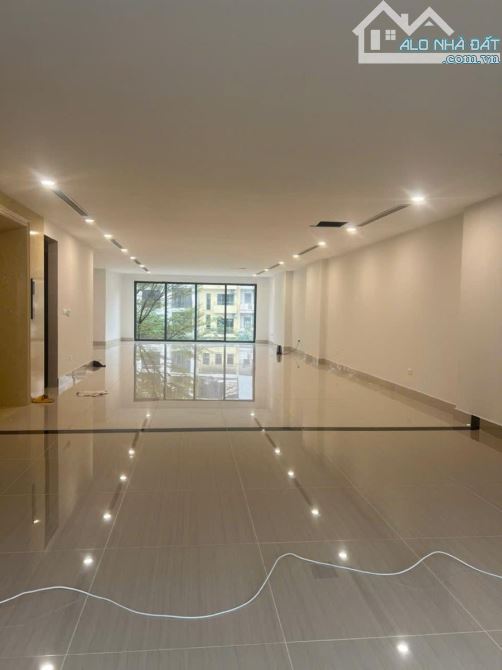Mặt phố - Xã Đàn - Đống Đa Dt: 150m2, 9 tầng, mt6.5m, Siêu phẩm - 4
