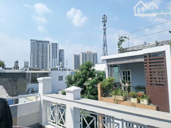 BÁN NHÀ 3 TẦNG BTCT, 73M2, NGANG 5M, XE HƠI TỚI CỬA, CHỈ 6.6 TỶ - 4
