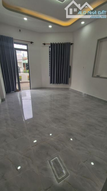 BÁN NHÀ NGAY TRỤC ĐƯỜNG Nguyễn Thái SƠN MẶT TIỀN ĐS 1 P4 Gò VẤP NHÀ 4 TẦNG BTCT GIÁ 7TY45 - 4