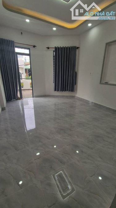 Bán nhà mặt tiền 4 tầng mới dt 4x11m, Đường Số 1, Phường 4, Gò Vấp , Giá nhỉnh 7 tỷ TL - 4