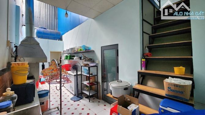 BÁN NHÀ MẶT TIỀN ĐẦU ĐƯỜNG NGUYỄN THỊ MINH KHAI. DT: 4,92 x 20,7M. GIÁ: 10,7 TỶ - 4