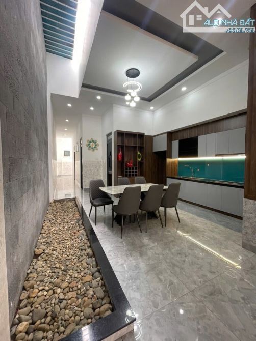 NHÀ 3 PHÒNG NGỦ HẺM 184 ĐỒNG KHỞI TÂN LỢI: Giá 3.79 tỷ - 4