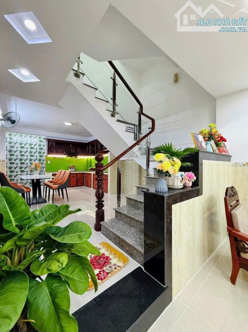 BÁN NHÀ 3LẦU, 3pn- PHẠM VĂN CHIÊU, P14, GÒ VẤP--giá 5.95TỶ - 4