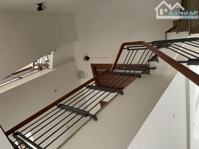 Chính chủ bán toà nhà mt Phạm Khiêm Ích - Khuê Mỹ - Ngũ Hành Sơn đối diện công viên - 4