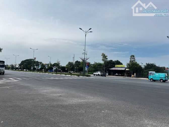 Bán đất mặt tiền nhựa Nguyễn Văn Linh gần Đại Lộ Lê Duẩn - 4