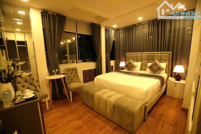 Bán Khách Sạn Mặt tiền Phan Đình Phùng: 4.5mx20m, CN: 98m2, H6T, 23P. HĐT 150tr - 55 tỷ - 4