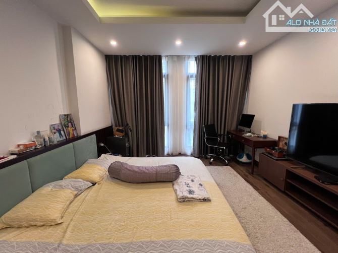 PHÂN LÔ TRẦN QUANG DIỆU, ĐỐNG ĐA, LÔ GÓC, Ô TÔ TRÁNH, THANG MÁY, KINH DOANH, GIÁ 33.5 TỶ - 4