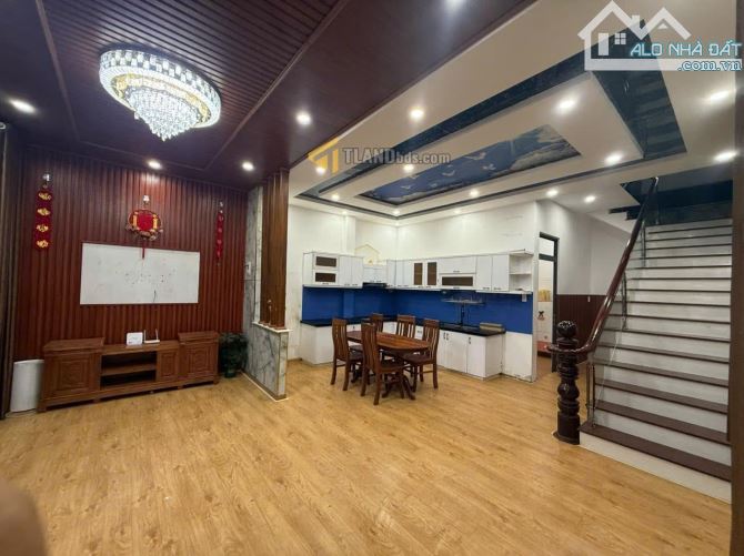 Mặt nhà mặt tiền Hoàng Diệu P5 Đà Lạt chỉ 6 tỷ ngang 6.4m - 4