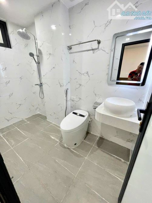 NHÀ AN DƯƠNG VƯƠNG 4 TẦNG TUM 30M² GIÁ 8.3 TỶ MẶT NGÕ THÔNG Ô TÔ ĐỖ CỔNG TÂY HỒ - 4