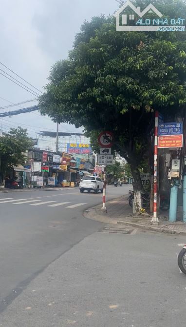 NHÀ MẶT TIỀN KINH DOANH, 3 TẦNG, T/TÂM DĨ AN, VÔ LÝ THƯỜNG KIỆT, NGANG ĐẸP 5,5M, GIÁ MỀM - 4