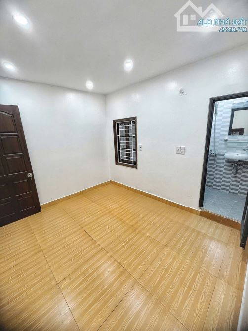 BÁN NHÀ MẶT ĐƯỜNG NGUYỄN VĂN LINH – LÊ CHÂN – HẢI PHÒNG - 4