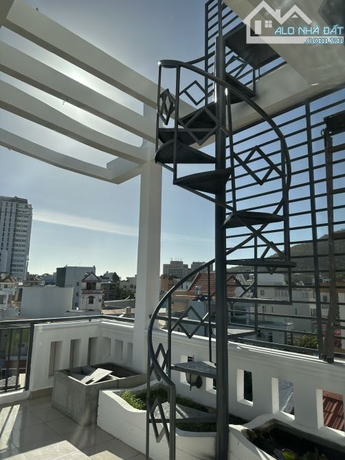 BÁN NHÀ 1 TRỆT 3 LẦU MỚI ĐẸP MẶT TIỀN BÀ TRIỆU, GẦN BÃI TRƯỚC, KD HOMESTAY 19 TRIỆU/THÁNG - 4