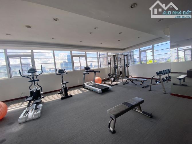 BÁN KHÁCH SẠN NGUYỄN KHÁNH TOÀN 288m2x12T THANG MÁY - MT 10m - 215 TỶ - HẦM - 3 Ô TÔ TRÁNH - 4