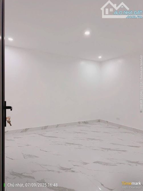 TẠI TĐC ĐOÀN KẾT QUÁN NAM Ô TÔ ĐỖ NGÀY ĐÊM TRƯỚC CỬA- 67m2- giá 4,6 tỷ - 4