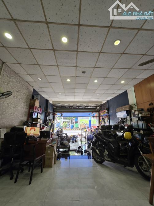 💰🏡 Bán Nhà Mặt tiền DT743 Gần cầu ông bố KP đông ba bình hòa thuận an Bình dương 5 tỷ 9 - 4