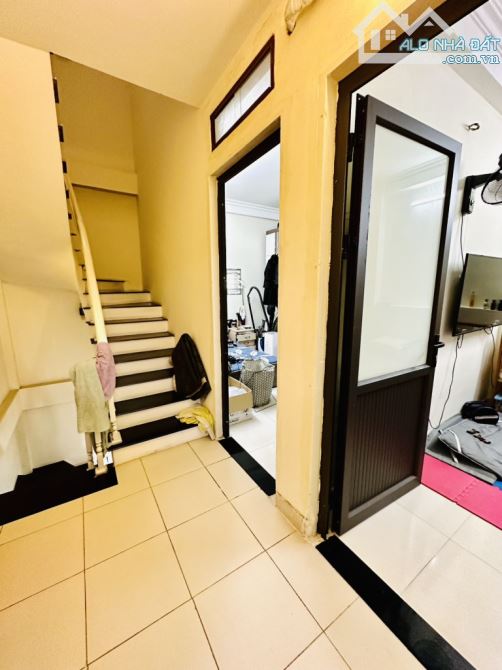 🏠 Phân lô Đông Ngạc, nội thất VIP, 33m2 Mt 4m giá chỉ 5.6 tỷ, 10m ô tô tránh, lô góc - 4