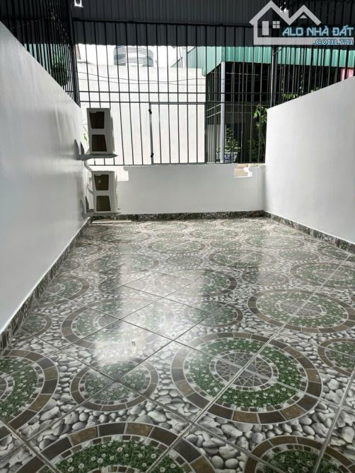 Bán nhà Đàm Quang Trung 30 m2 5 tầng . Rao 6,45 tỉ - 4