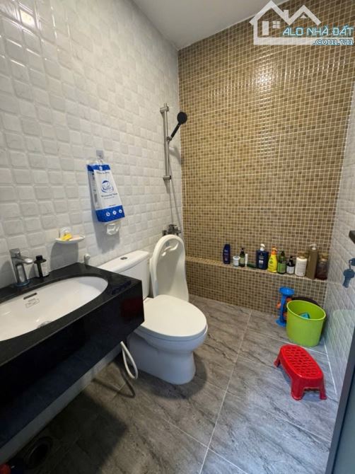 Cực Phẩm 3 Tầng, 96m2 (5mx19m) Nguyễn Duy Trinh, Phú Hữu. Chỉ 10 Tỷ TL - 4