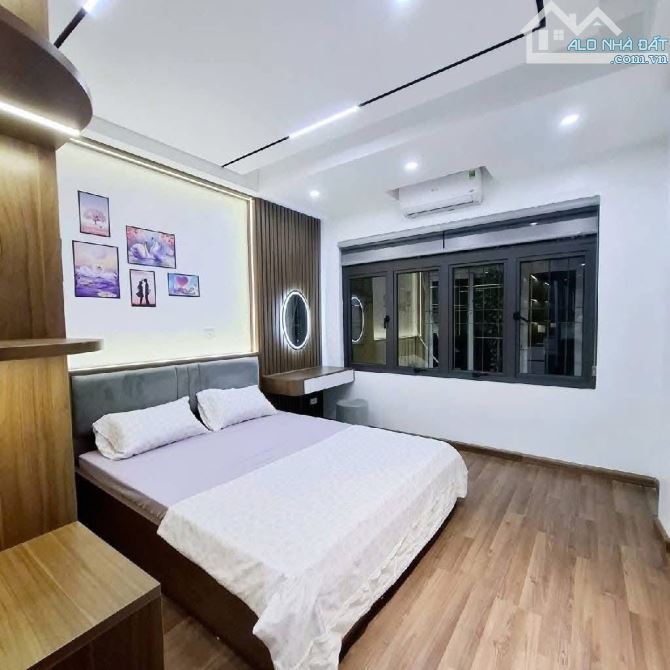 Bán nhà mới đẹp ngay Liên Ninh - Thanh Trì, gần trục chính, 40m2 x 4 tầng, Giá đầu tư - 4