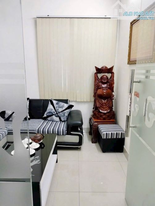Bán toà nhà 6 tầng - mặt tiền kinh doanh Nguyễn Duy Trinh Phú Hữu Q9 - 4