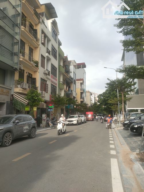 BÁN GẤP NHÀ DƯƠNG KHUÊ, PHÂN LÔ, ÔTÔ TRÁNH, VỈA HÈ KINH DOANH, 75M² MT RỘNG HƠN 28 TỶ - 4