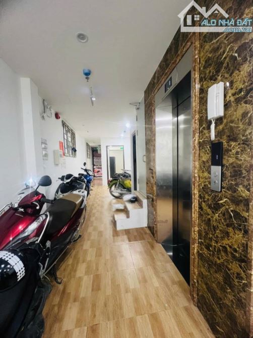 Bán Tòa CHDV Trần Cung Sau ĐH Điện Lực  Lô Góc 75m2, 7Tầng, TM,, Oto 100 triệu/th 18.5 tỷ - 4