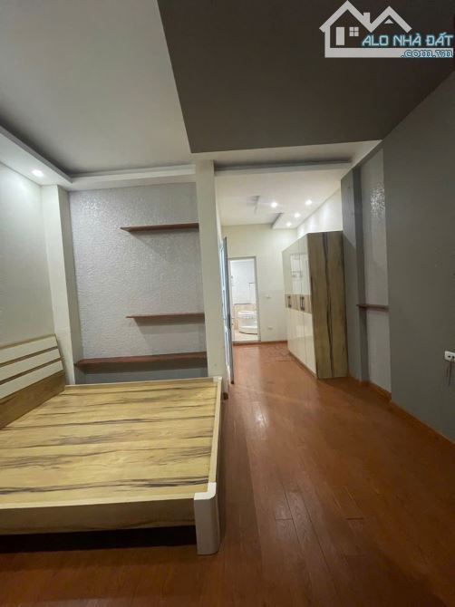 Cho thuê nhà Nguyễn Hoàng Tôn, Xuân La, Tây Hồ. DT 50m x 5 tầng, giá 15tr - 4