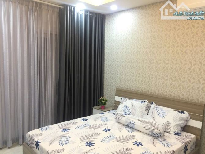 CHO THUÊ CĂN HỘ FULL NỘI THẤT QUẬN 3 - 4