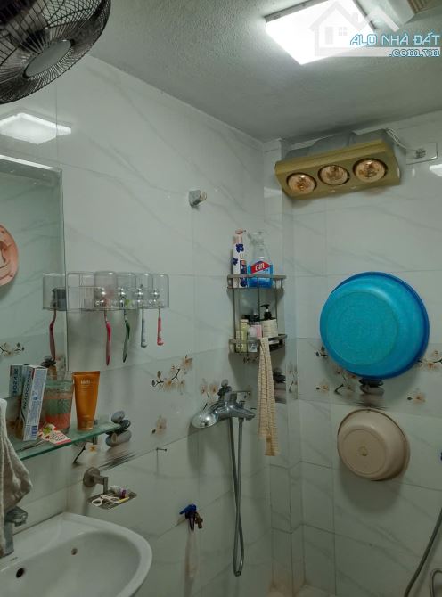 Cần cho thuê nhà trong Phố Nguyễn Lân, Phường Phương Liệt, Quận Thanh Xuân. DT 39m x 4 - 4