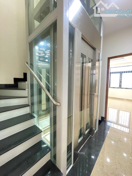 CƠ HỘI CUỐI SỞ HỮU NHÀ 6 TẦNG LIỀN KỀ VẠN PHÚC - VEN SÔNG SÀI GÒN, CÓ THANG MÁY, ĐƯỜNG 9M - 5