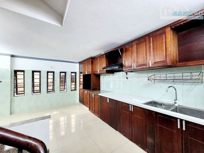 .Bán nhà khu Bảy Hiền Tân Bình, nhà 4 tầng mới đẹp vào ở ngay, chỉ 4 tỷ hơn - 5