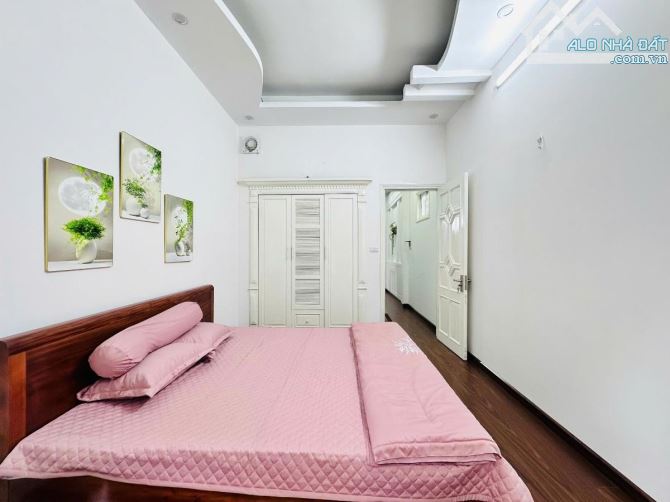 Siêu Phẩm Giá Rẻ ! Bán Nhà Cầu Giấy 50m2 4 Tầng Lô Góc Ngõ Thông Kinh Doanh Ô Tô Đỗ Cửa - 5