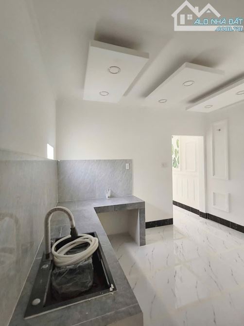 Nhà đẹp phường Long Châu cách trung tâm hành chính 300m - 5