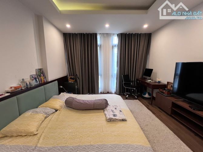 🔥 BÁN NHÀ TRẦN QUANG DIỆU - ĐỐNG ĐA - 48M - 33,5 TỶ - PHÂN LÔ - Ô TÔ TRÁNH - THANG MÁY - - 5