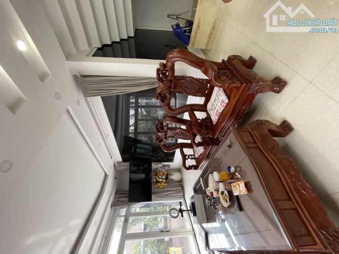 Biêt Thự lô góc Thanh Xuân q12 / 7,5 x15 cao cấp - 5