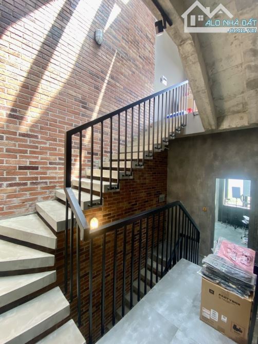 🏡 NHÀ ĐẸP – PHÚ HỮU – HẺM XE HƠI – 4 TẦNG – 63M2-7.5 Tỷ TL - 5