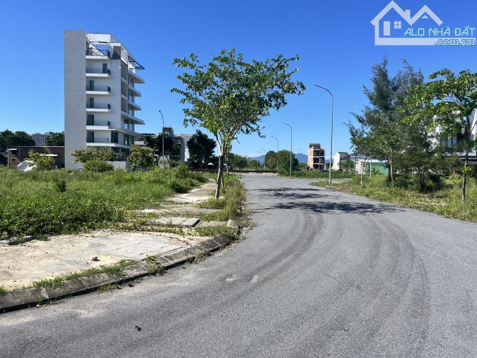 BÁN LÔ GÓC FPT PHÂN KHU R3, HƯỚNG CÔNG VIÊN, 119m2, NGANG 7,2m, GIÁ CHỈ 8,2 TỶ. - 5