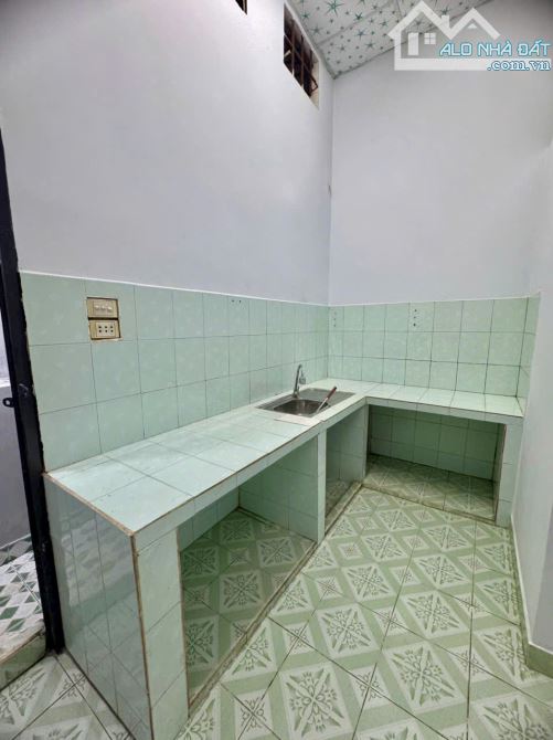 Nhà 76m hẻm xe hơi đường Đình Phong Phú phường Tăng Nhơn Phú B, sổ hồng 4 tỷ hơn - 5