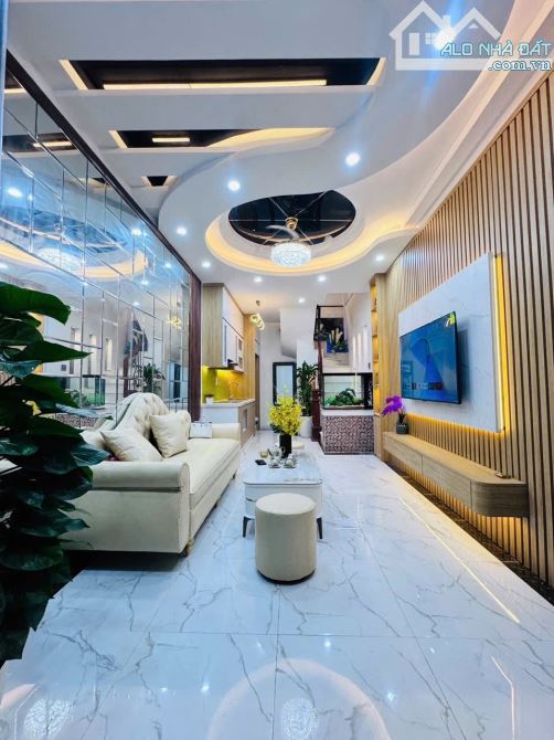 Bán nhà lò đúc 26m ,5 Tầng, MT3.1m nhỉnh 8 tỷ - 5