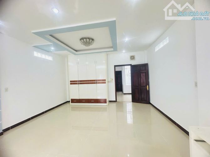 Siêu Phẩm HXH Lê Văn Sỹ 5,2 x15 – 5 Tầng, 7PN – DT 78m² – Giá Chỉ 17.5 Tỷ - 5
