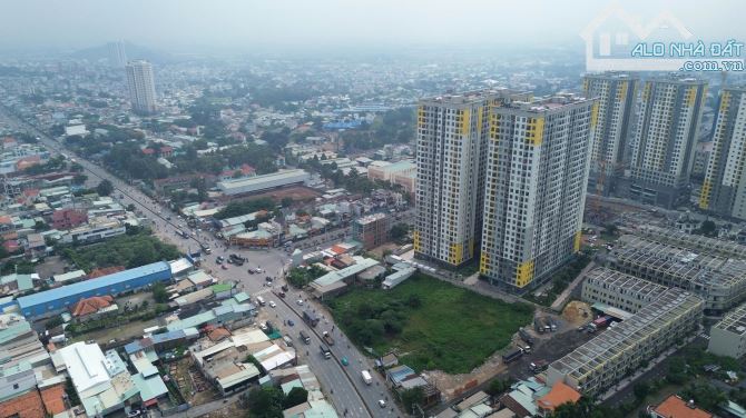 Nhà phố SHR 1 trệt 2 lầu sân thượng: Vừa ở vừa kinh doanh ngay dưới chân 8000 căn hộ - 5