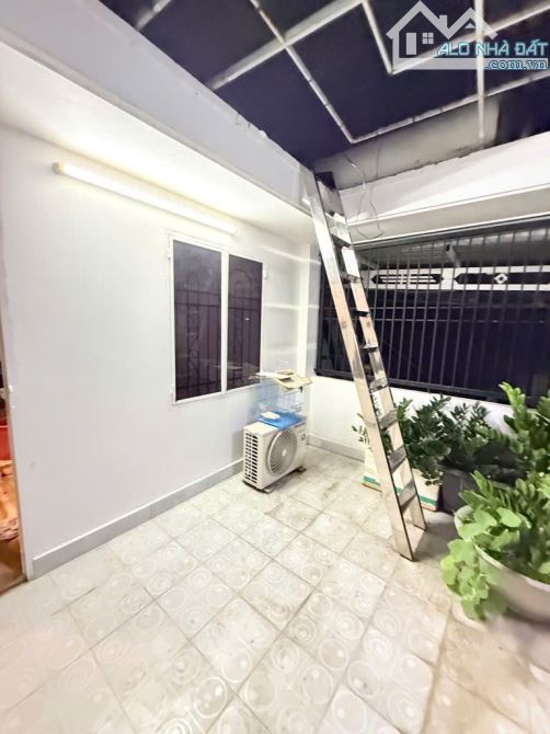 PHÚ THỌ HÒA, 4 x 13, 4 TẦNG ĐÚC, HXH ĐỖ CỬA,TÂN PHÚ GIÁP TÂN BÌNH,Q11,GẦN AEON, CHỈ 7.x TỶ - 5