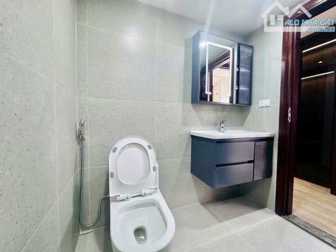 🏡 Bán nhà Minh Khai lô góc 2 mặt thoáng – 7 tầng – thang máy – nội thất xịn – giá 9.8 tỷ - 5