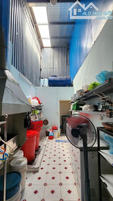 BÁN NHÀ MẶT TIỀN ĐẦU ĐƯỜNG NGUYỄN THỊ MINH KHAI. DT: 4,92 x 20,7M. GIÁ: 10,7 TỶ - 5