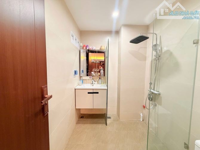 CẦN TIỀN KINH DOANH, BÁN GẤP NHÀ 4 TẦNG Ở PHỐ LẠC LONG QUÂN, NGHĨA ĐÔ. - 5